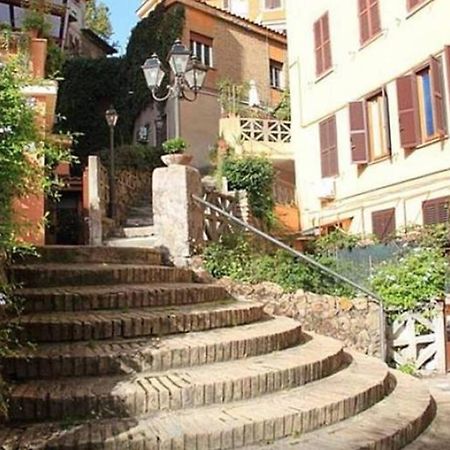 Elegante Open Space Con Vasca Idromassaggio A Trastevere Zewnętrze zdjęcie