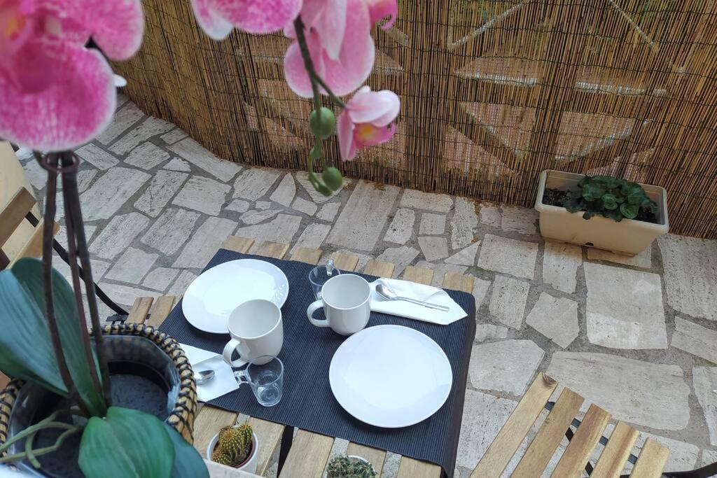 Elegante Open Space Con Vasca Idromassaggio A Trastevere Zewnętrze zdjęcie