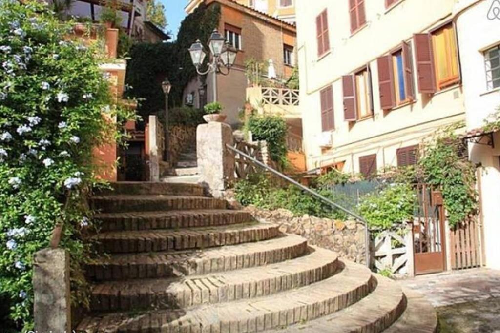 Elegante Open Space Con Vasca Idromassaggio A Trastevere Zewnętrze zdjęcie