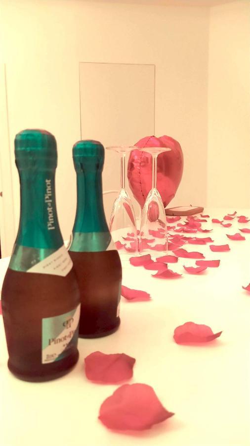 Elegante Open Space Con Vasca Idromassaggio A Trastevere Zewnętrze zdjęcie
